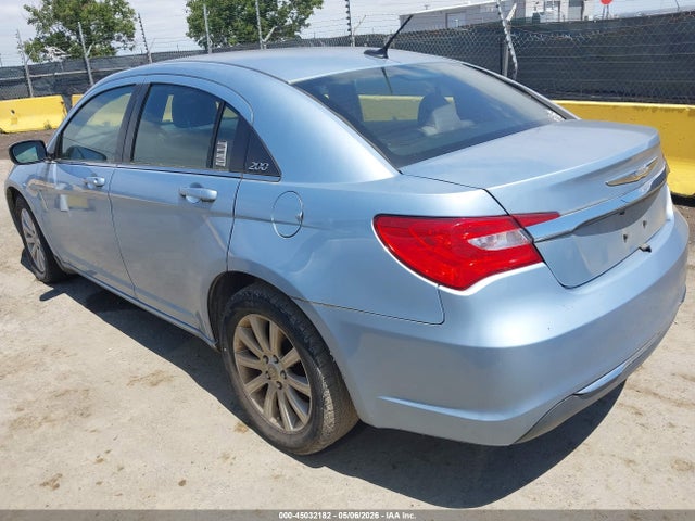 2012 Chrysler 200 Touring მანქანა იყიდება აუქციონზე, vin: 1C3CCBBB3CN300156, აუქციონის ნომერი: 45032182