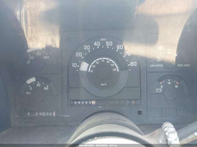 45032206 :رقم المزاد ، 1GTDC14K3JE523933 vin ، 1988 Gmc Gmt-400 C1500 مزاد بيع