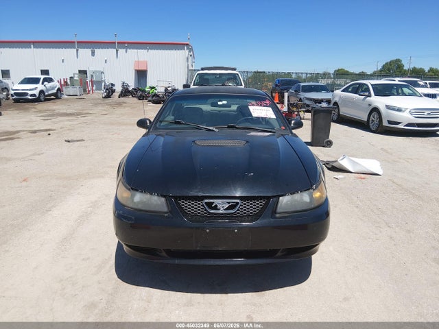 Продажа на аукционе авто 2001 Ford Mustang, vin: 1FAFP40491F102675, номер лота: 45032349