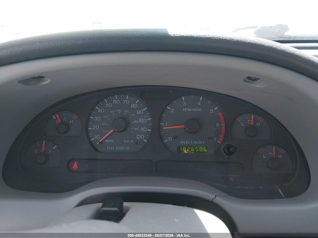 Продажа на аукционе авто 2001 Ford Mustang, vin: 1FAFP40491F102675, номер лота: 45032349