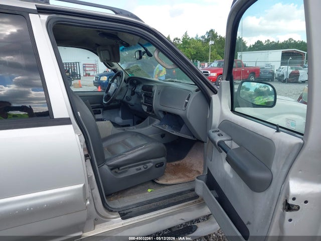 45032361 :رقم المزاد ، 1FMDU77E83UC40891 vin ، 2003 Ford Explorer Sport Trac Xls/xlt مزاد بيع