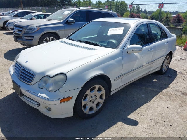 Продажа на аукционе авто 2005 Mercedes-benz C 240 Luxury 4matic, vin: WDBRF81J15F666394, номер лота: 45032385