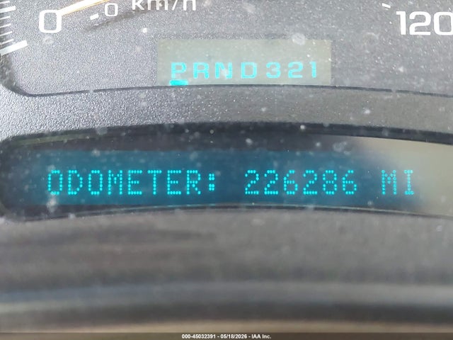 45032391 :رقم المزاد ، 1GNEC13ZX4J106329 vin ، 2004 Chevrolet Tahoe Lt مزاد بيع