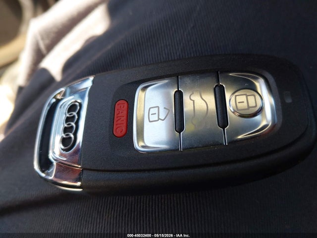 45032400 :رقم المزاد ، WA1LFAFP3BA115379 vin ، 2011 Audi Q5 2.0t Premium مزاد بيع