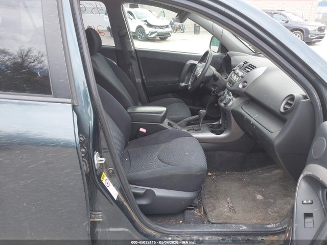 45032415 :رقم المزاد ، JTMBK32V186047723 vin ، 2008 Toyota Rav4 Sport V6 مزاد بيع