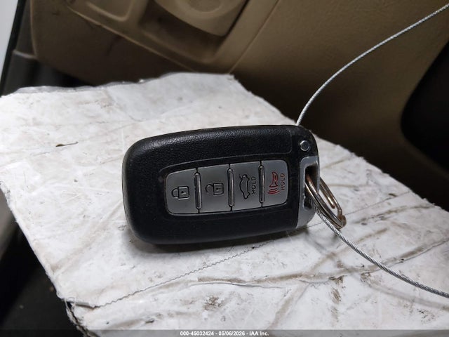 Продаж на аукціоні авто 2011 Hyundai Genesis 4.6, vin: KMHGC4DF2BU118523, номер лоту: 45032424