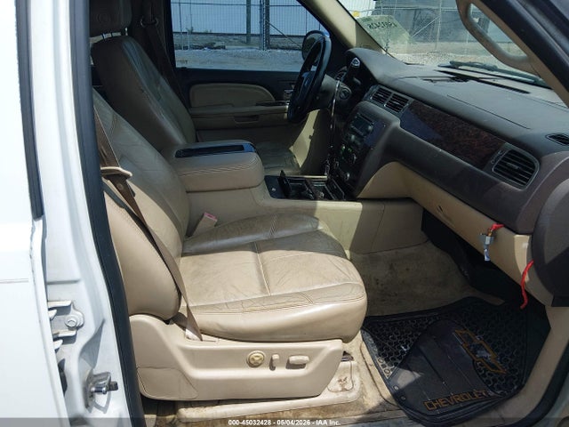 2007 Gmc Yukon Xl 1500 Denali მანქანა იყიდება აუქციონზე, vin: 1GKFK66837J249082, აუქციონის ნომერი: 45032428