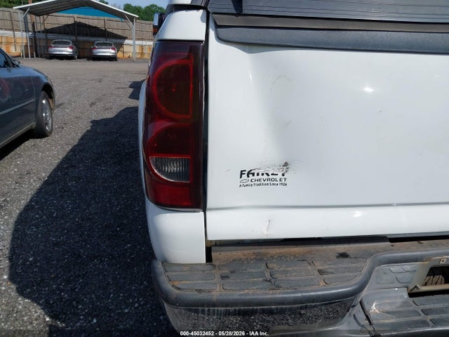 Продажа на аукционе авто 2005 Chevrolet Silverado 2500hd Ls, vin: 1GCHK23225F874148, номер лота: 45032452