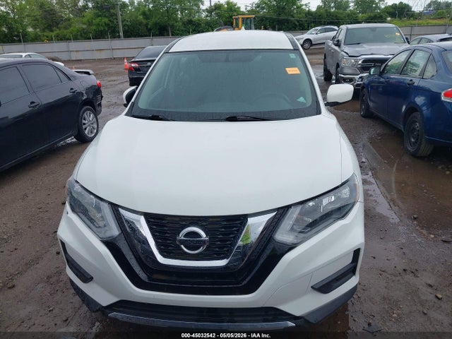 2017 Nissan Rogue S მანქანა იყიდება აუქციონზე, vin: KNMAT2MV3HP567786, აუქციონის ნომერი: 45032542