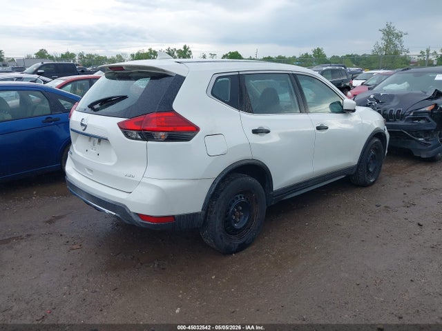 2017 Nissan Rogue S მანქანა იყიდება აუქციონზე, vin: KNMAT2MV3HP567786, აუქციონის ნომერი: 45032542