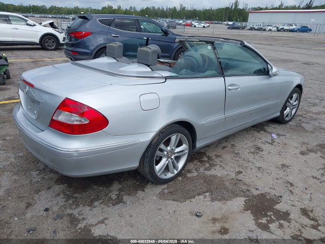 45032546 :رقم المزاد ، WDBTK56F28F255255 vin ، 2008 Mercedes-benz Clk 350 مزاد بيع