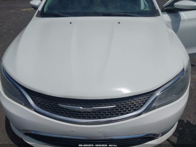 2015 Chrysler 200 Limited მანქანა იყიდება აუქციონზე, vin: 1C3CCCABXFN596272, აუქციონის ნომერი: 45032576