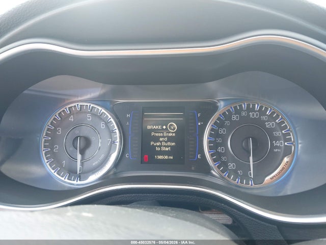 2015 Chrysler 200 Limited მანქანა იყიდება აუქციონზე, vin: 1C3CCCABXFN596272, აუქციონის ნომერი: 45032576