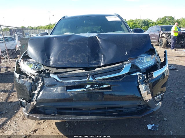 JA4AD3A31JZ063053 Mitsubishi Outlander Le/se/sel