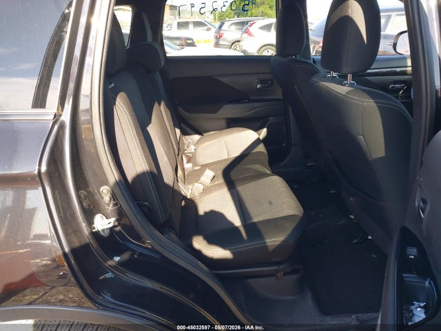 JA4AD3A31JZ063053 Mitsubishi Outlander Le/se/sel