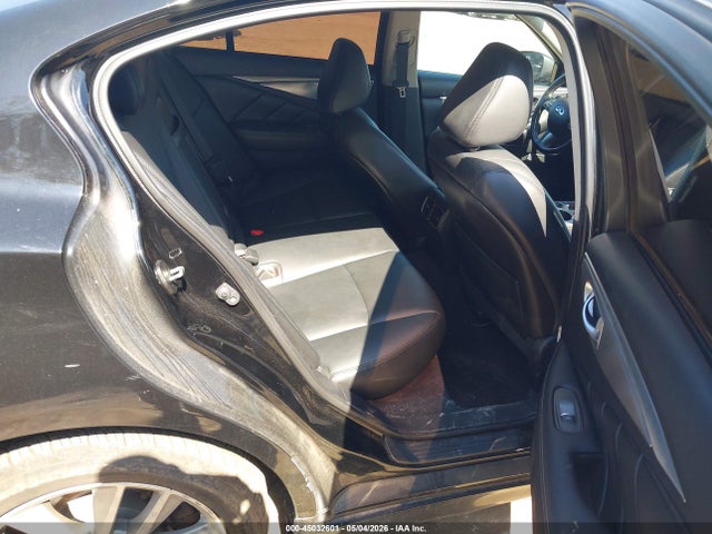 Продажа на аукционе авто 2015 Infiniti Q50 Premium, vin: JN1BV7AR9FM406413, номер лота: 45032601