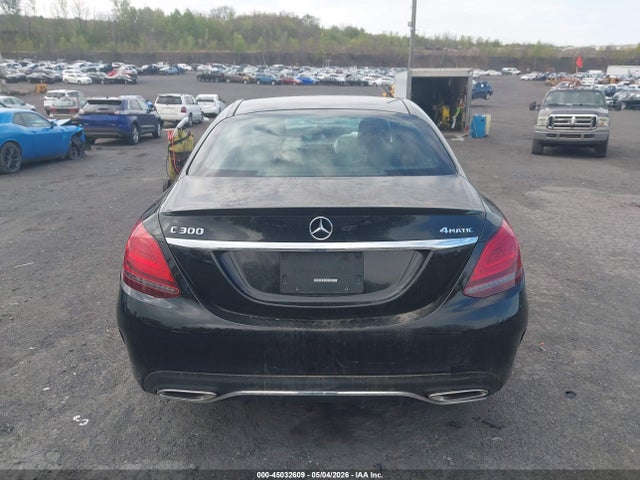 2021 Mercedes-benz C 300 4matic მანქანა იყიდება აუქციონზე, vin: W1KWF8EB4MR615434, აუქციონის ნომერი: 45032609