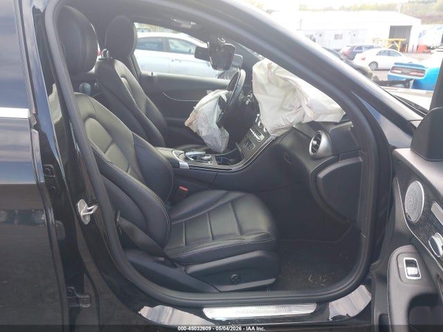 2021 Mercedes-benz C 300 4matic მანქანა იყიდება აუქციონზე, vin: W1KWF8EB4MR615434, აუქციონის ნომერი: 45032609