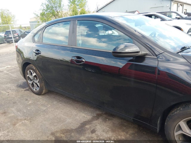 2019 Kia Forte Lxs მანქანა იყიდება აუქციონზე, vin: 3KPF24AD7KE076581, აუქციონის ნომერი: 45032630