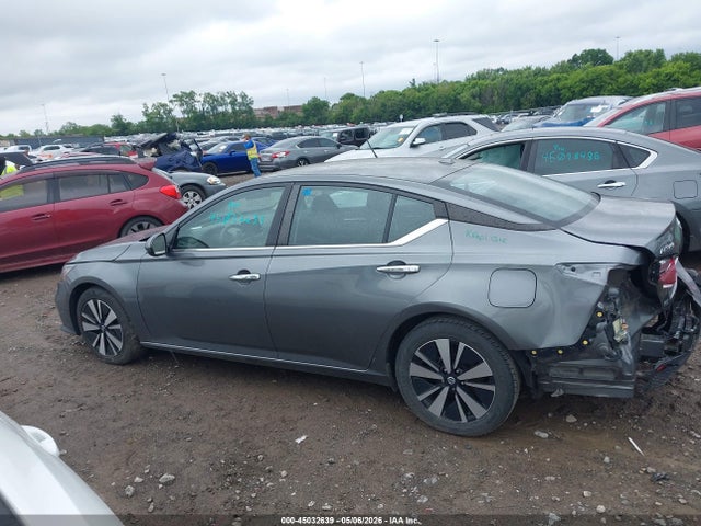 1N4BL4DV5NN368283 Nissan Altima Sv Fwd