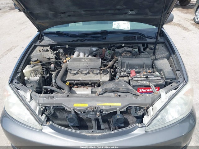 45032640 :رقم المزاد ، 4T1BF30K32U537804 vin ، 2002 Toyota Camry Le V6 مزاد بيع