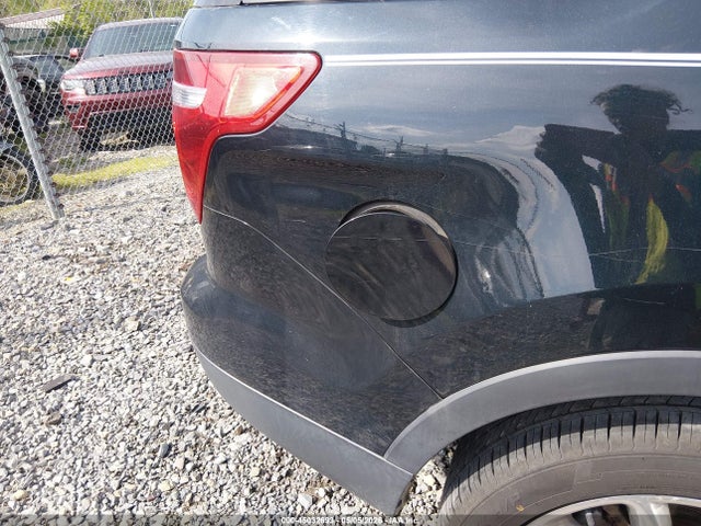 45032693 :رقم المزاد ، 1FM5K8D87EGA01011 vin ، 2014 Ford Explorer Xlt مزاد بيع