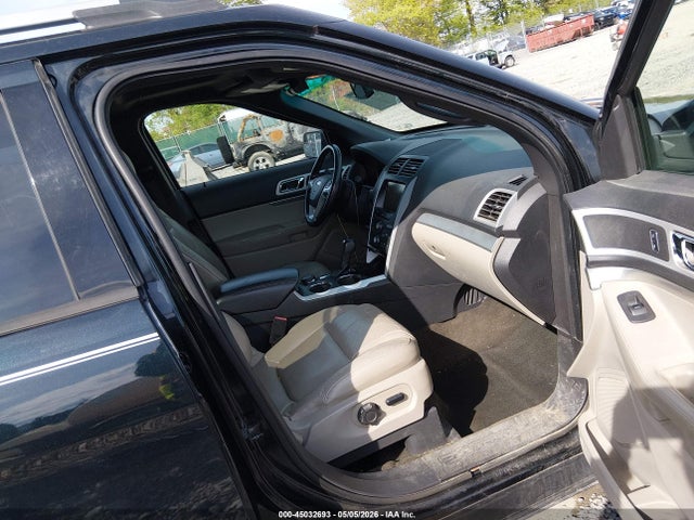 45032693 :رقم المزاد ، 1FM5K8D87EGA01011 vin ، 2014 Ford Explorer Xlt مزاد بيع