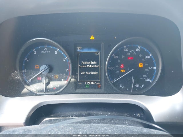 Aukcja sprzedaży 2018 Toyota Rav4 Le, vin: JTMBFREV7JJ735232, numer aukcji: 45032712