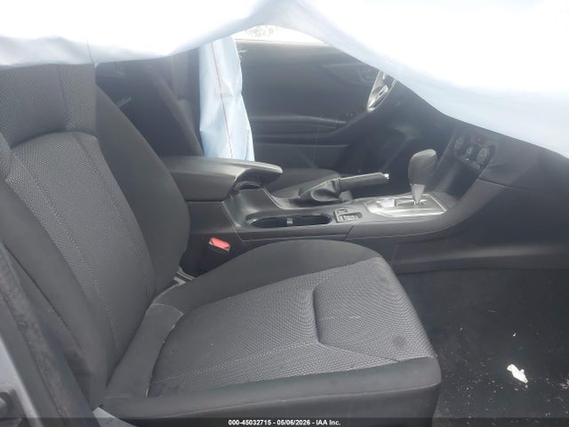 Продажа на аукционе авто 2022 Subaru Impreza Premium 5-door, vin: 4S3GTAD67N3703840, номер лота: 45032715
