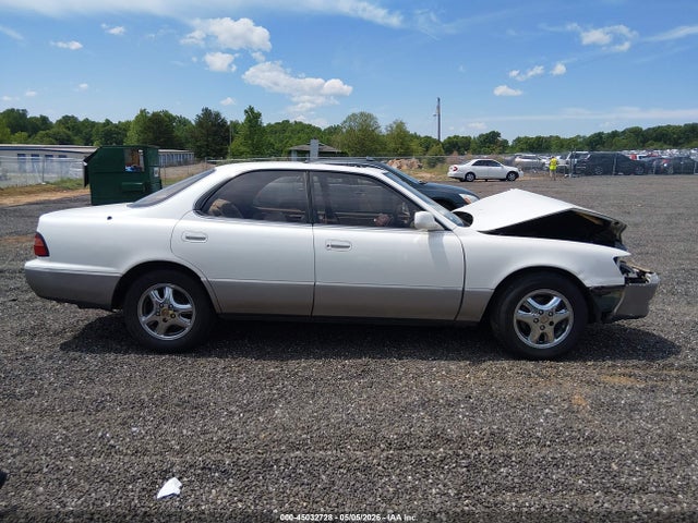 1995 Lexus Es 300 მანქანა იყიდება აუქციონზე, vin: JT8GK13T2S0104866, აუქციონის ნომერი: 45032728