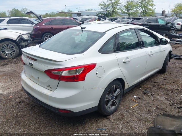 45032743 :رقم المزاد ، 1FADP3F26EL235098 vin ، 2014 Ford Focus Se مزاد بيع