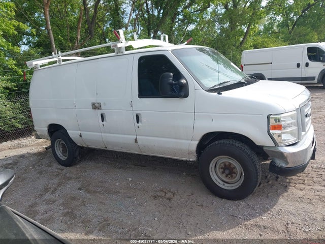 45032771 :رقم المزاد ، 1FTNE2EW2DDA13749 vin ، 2013 Ford E-250 Commercial مزاد بيع