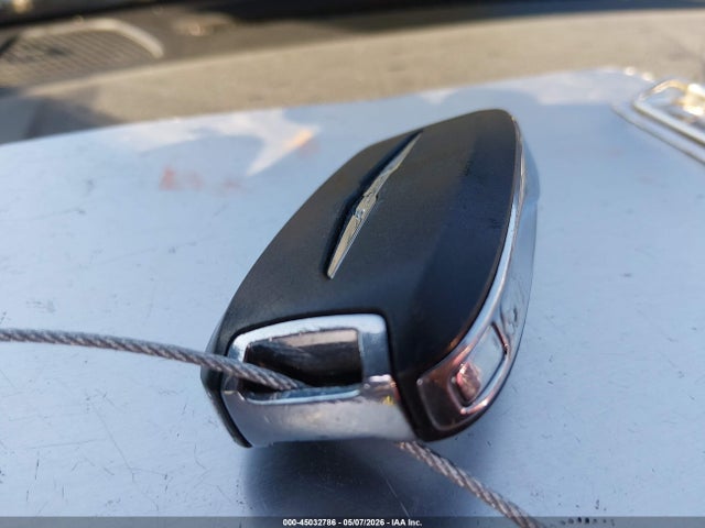 45032786 :رقم المزاد ، 2C4RC1FGXJR350770 vin ، 2018 Chrysler Pacifica Touring Plus مزاد بيع