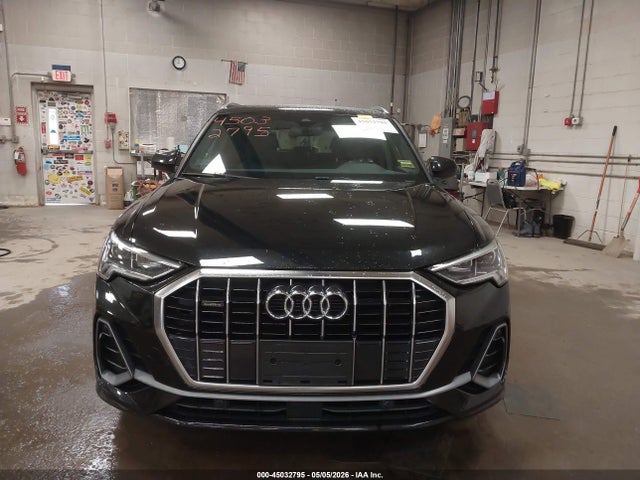 2021 Audi Q3 Premium Plus 45 Tfsi S Line Quattro Tiptronic მანქანა იყიდება აუქციონზე, vin: WA1EECF31M1056730, აუქციონის ნომერი: 45032795