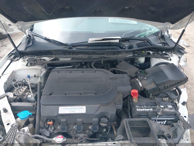 2016 Honda Accord Touring მანქანა იყიდება აუქციონზე, vin: 1HGCR3F98GA014521, აუქციონის ნომერი: 45032808