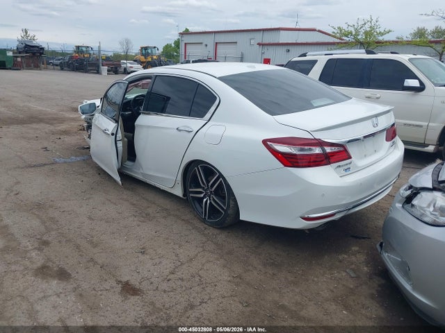 2016 Honda Accord Touring მანქანა იყიდება აუქციონზე, vin: 1HGCR3F98GA014521, აუქციონის ნომერი: 45032808