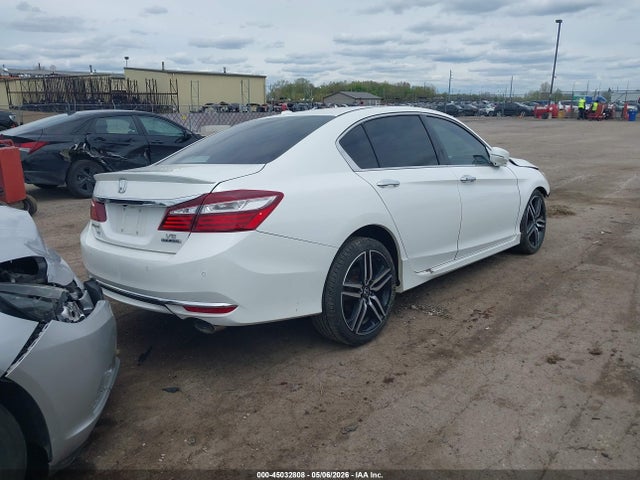 2016 Honda Accord Touring მანქანა იყიდება აუქციონზე, vin: 1HGCR3F98GA014521, აუქციონის ნომერი: 45032808