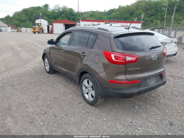45032815 :رقم المزاد ، KNDPBCA26B7077251 vin ، 2011 Kia Sportage Lx مزاد بيع