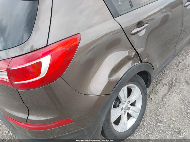 45032815 :رقم المزاد ، KNDPBCA26B7077251 vin ، 2011 Kia Sportage Lx مزاد بيع