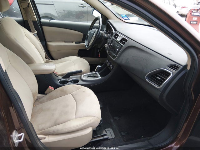 2012 Chrysler 200 Touring მანქანა იყიდება აუქციონზე, vin: 1C3CCBBGXCN169626, აუქციონის ნომერი: 45032827