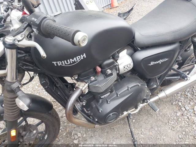 SMTD31GN6GT745250 Triumph Motorcycle Street Twin