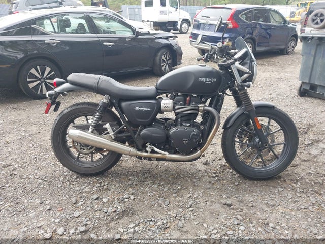 SMTD31GN6GT745250 Triumph Motorcycle Street Twin