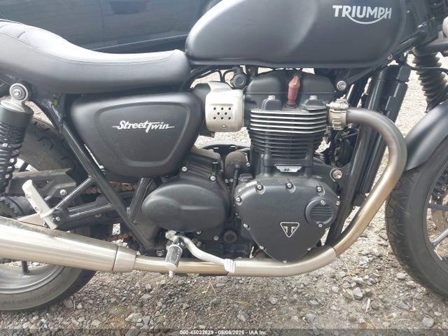 SMTD31GN6GT745250 Triumph Motorcycle Street Twin