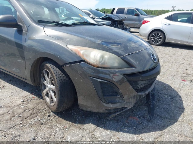 45032849 :رقم المزاد ، JM1BL1VF6B1355755 vin ، 2011 Mazda Mazda3 I Touring مزاد بيع