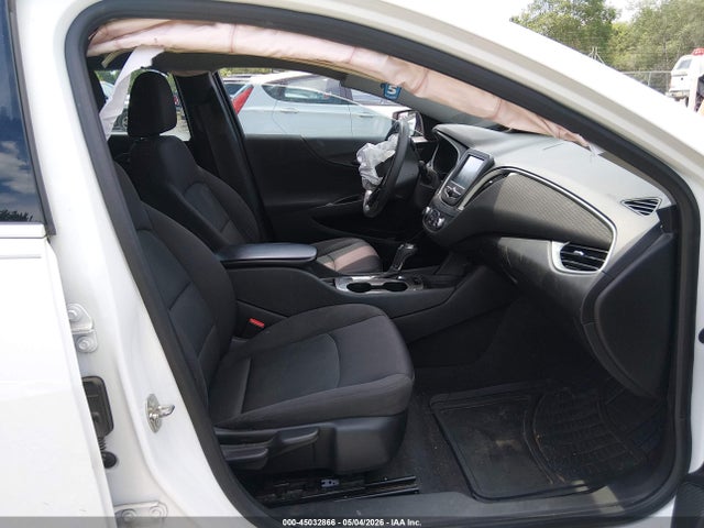 1G1ZB5ST3HF275658 Chevrolet MALIBU LS