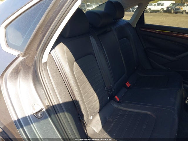 45032870 :رقم المزاد ، 1VWCP7A31CC021420 vin ، 2012 Volkswagen Passat 2.5l Sel مزاد بيع