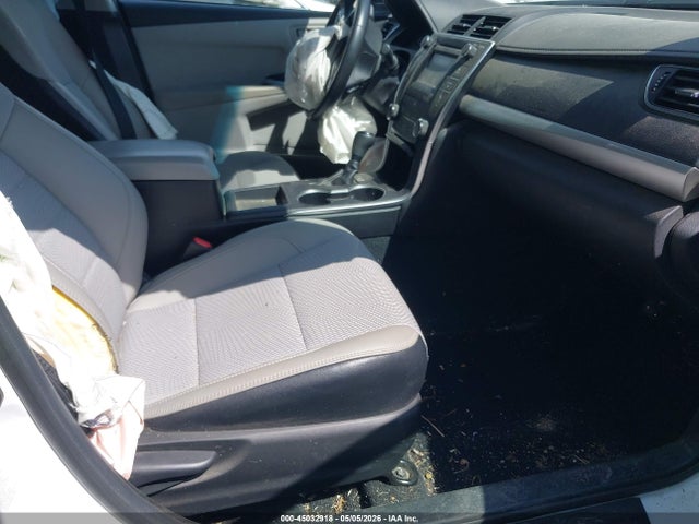 45032918 :رقم المزاد ، 4T1BF1FKXHU420886 vin ، 2017 Toyota Camry Se مزاد بيع