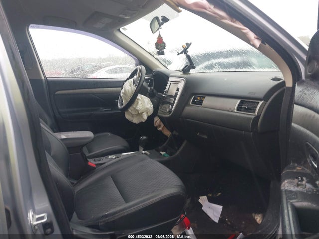Продаж на аукціоні авто 2015 Mitsubishi Outlander Se, vin: JA4AZ3A32FZ003209, номер лоту: 45032932
