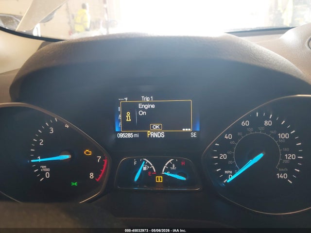 45032973 :رقم المزاد ، 1FMCU0GD7HUB90986 vin ، 2017 Ford Escape Se مزاد بيع