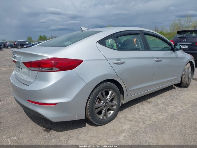 Продажа на аукционе авто 2018 Hyundai Elantra Sel, vin: 5NPD84LF3JH239421, номер лота: 45033022